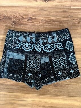 Ecote Black and Light Blue Patterned High-Waist Shorts